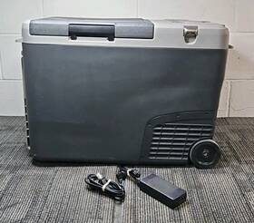 Alpicool Mt35 Portable Car Fridge Cooler - Gray Read