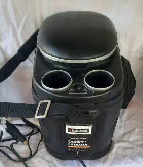 Black And Decker 395577309022 Thermo-electric Travel Cooler Warmer 12 Volt Dc Car Power