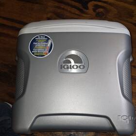 Igloo 281801237784 Iceless 12v Portable Refrigerator Cooler Model Mpn