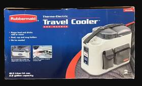Rubbermaid Vec223rb Car Travel Cooler Or Warmer- - 2.8 Gal Ac/dc/adapter