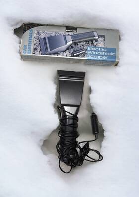 Star Case 161mg-e Car Essentials Electric Windshield Scraper 14 Cord Adapter Heated