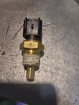 Freightliner AMA-163075 Temperature Sending Unit New. Price: $35.00.