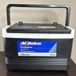 Vintage Delco Professional Car & Truck Battery Igloo Cooler Ice Chest Lunch Htf Used. Price: $25.45.