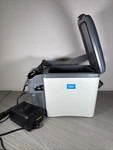 Vector VEC222HD 5-LITER Mini Console Thermoelectric Travel Cooler+warmer Used. Price: $45.00.
