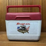 Vintage Snap On Rubbermaid Mini Cooler Turning The Wheels Of America Used. Price: $39.99.