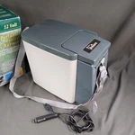 Superex 12 Volt Dc Travel 9-CAN Car Cooler & Warmer Metal Interior Used. Price: $28.59.