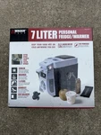 Wagan Tech 7-LITER/9CANS Thermo-electric Personal Fridge/warmer Trucker Travel New. Price: $64.23.